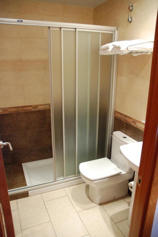 Hostal Barris 帕尔斯 外观 照片